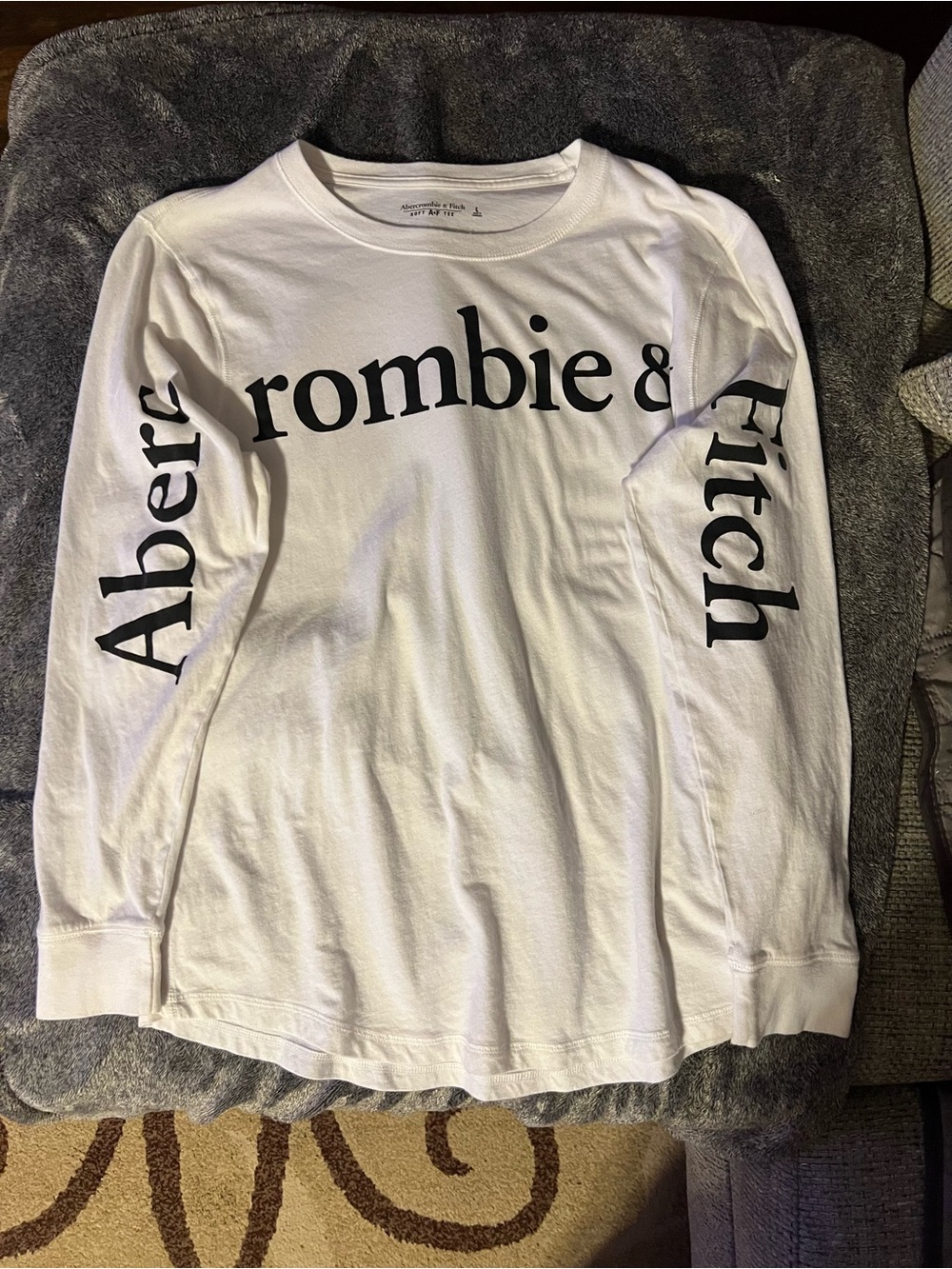 Abercrombie & Fitch White Long-Sleeve Logo Top Size L